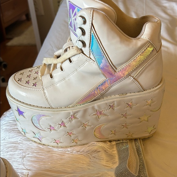 YRU Cream and Holographic Platform Shoes - Picture 5 of 9